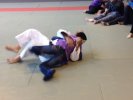 Faire du judo avec une personne malvoyante.